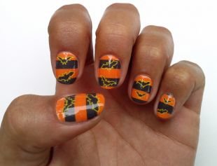 Черный дизайн ногтей, оранжево-черный маникюр с рисунками летучих мышей